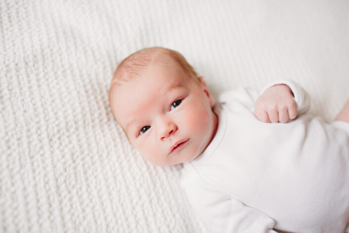 seattle newborn photography, in studio or home, lifestyle, best, top,bellevue, Mercer Island, maternity