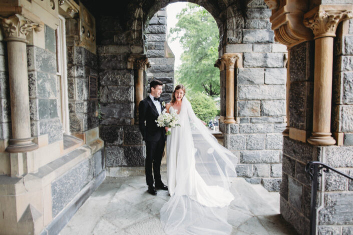 Candid and classic Seattle wedding photographer, natural light and edits, Georgetown