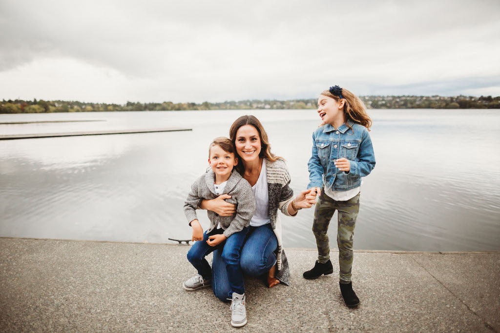 seattle maternity and newborn photographer, seattle family photography, greenlake park