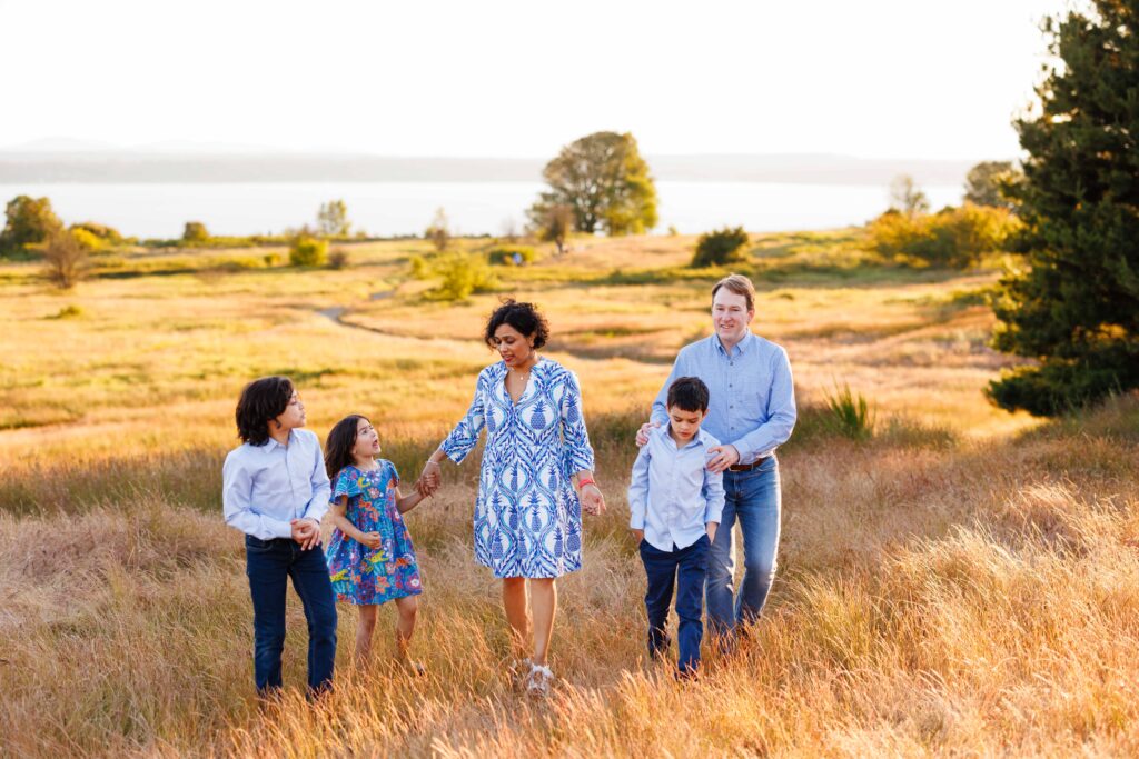 seattle family photographer, lifestyle candid photography, discovery park sunset family photos