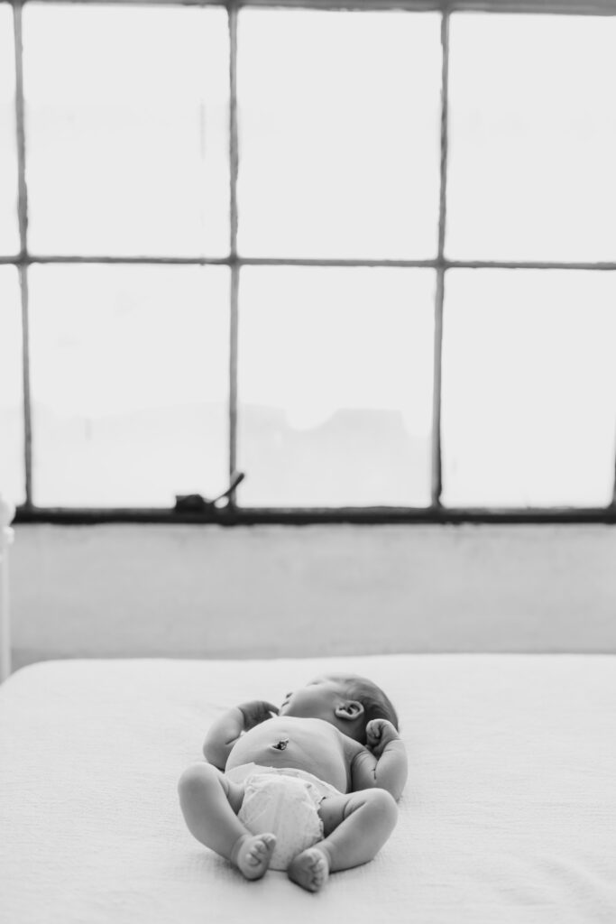 seattle lifestyle studio newborn photographer, baby photography, family photos