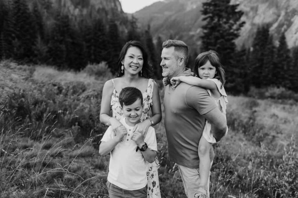 mountain family photos, pnw adventure photographer, seattle engagement photography, cascades sunset